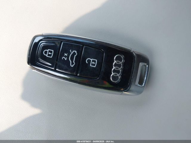 2024 AUDI Q8 E-TRON WA16ABGE0RB038196 Photo 10