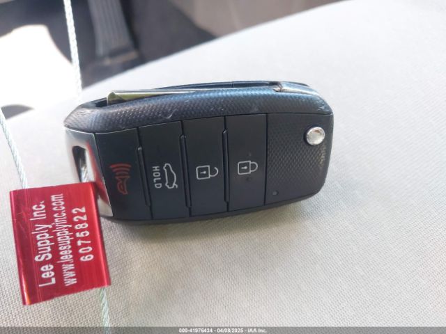 5XXGM4A70FG380776 KIA Optima Lx