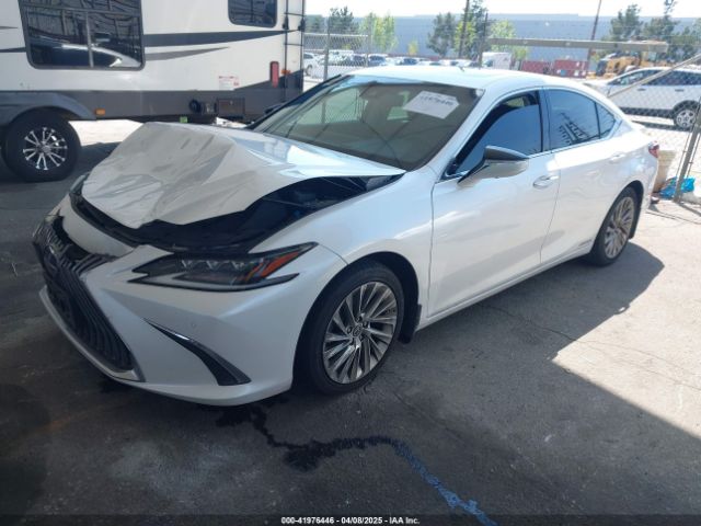 58AE21B18LU008618 Lexus Es 300h Luxury
