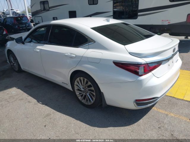 58AE21B18LU008618 Lexus Es 300h Luxury