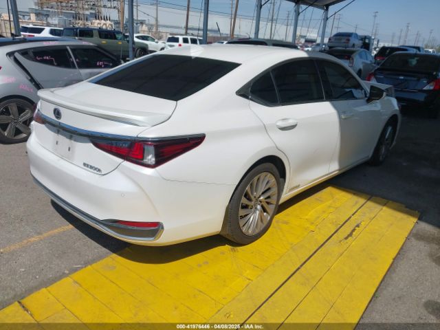 58AE21B18LU008618 Lexus Es 300h Luxury