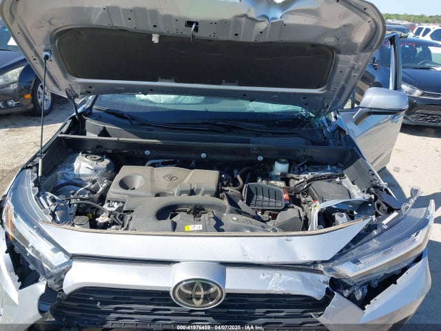 2T3W1RFV0RC258009 Toyota Rav4 Xle