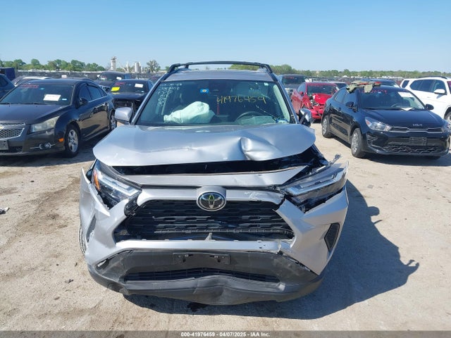 2T3W1RFV0RC258009 Toyota Rav4 Xle