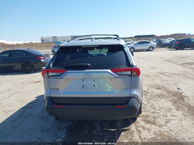 2T3W1RFV0RC258009 Toyota Rav4 Xle