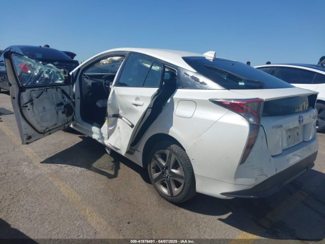 JTDKARFU7H3030112 Toyota Prius Four Touring