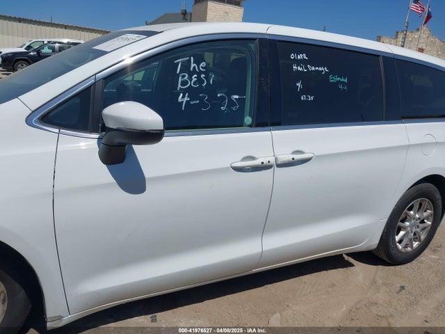 Chrysler Pacifica Touring L 2023 2C4RC1BG6PR581390 Image 14