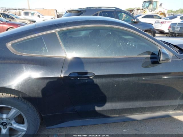 1FA6P8AM9G5317526 Ford Mustang V6