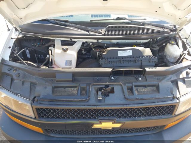 1GCWGBFP8K1144902 Chevrolet Express 2500 Work Van