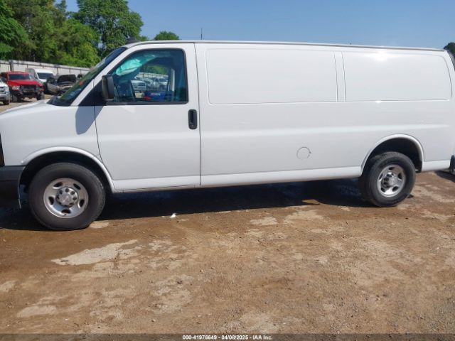 1GCWGBFP8K1144902 Chevrolet Express 2500 Work Van