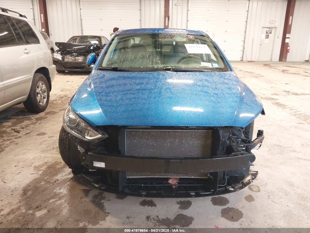 5NPD84LF1HH125170 Hyundai ELANTRA SE