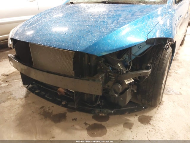 5NPD84LF1HH125170 Hyundai ELANTRA SE