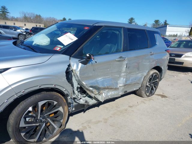 2024 MITSUBISHI OUTLANDER JA4J4VA84RZ081484 Photo 5