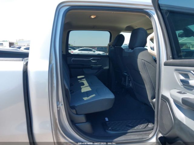1C6RREFTXKN568135 RAM 1500 Big Horn/lone Star  4x2 5'7 Box