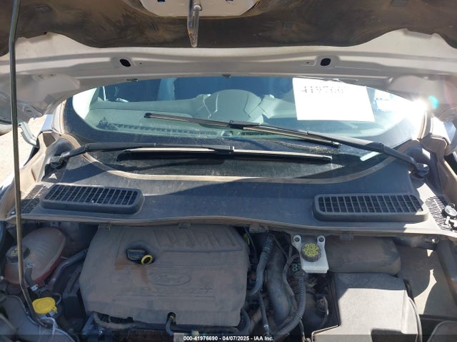 1FMCU9GD4JUB12417 Ford ESCAPE SE