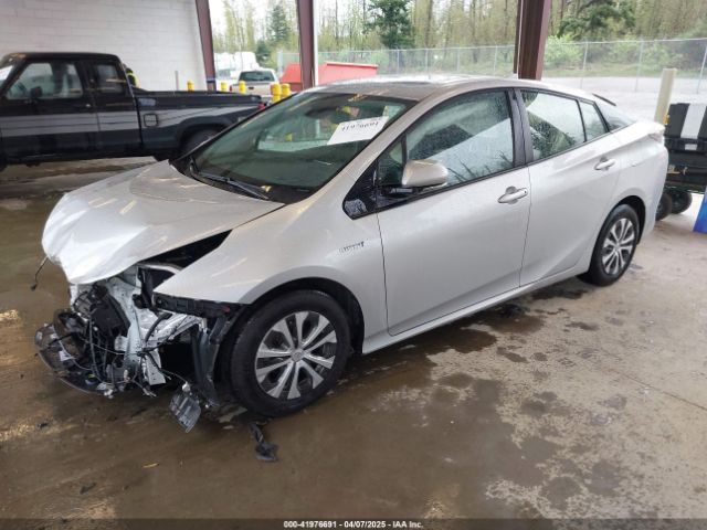 JTDKARFU0J3067850 Toyota Prius Four