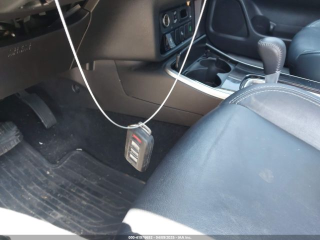 JA4AD3A30LZ029043 Mitsubishi Outlander Sel 2.4