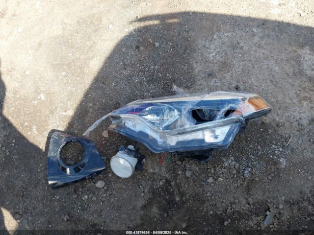 2T1BURHE7FC353724 Toyota Corolla S Premium