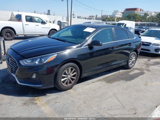 5NPE24AF0JH726066 Hyundai SONATA SE