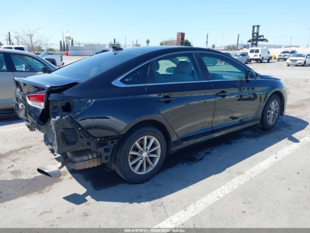 5NPE24AF0JH726066 Hyundai SONATA SE