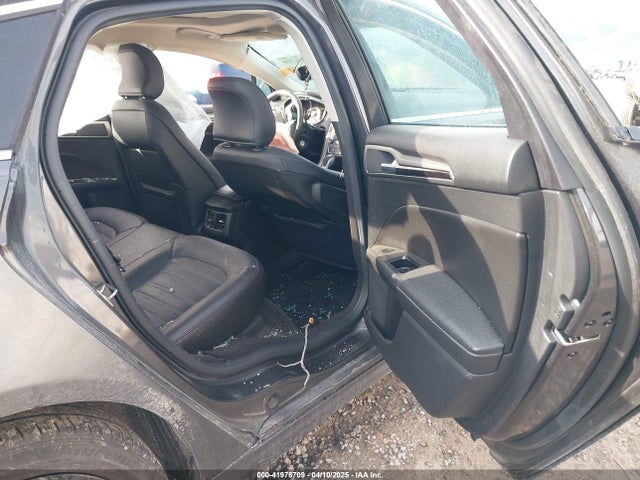 3FA6P0HD4GR323559 Ford FUSION SE