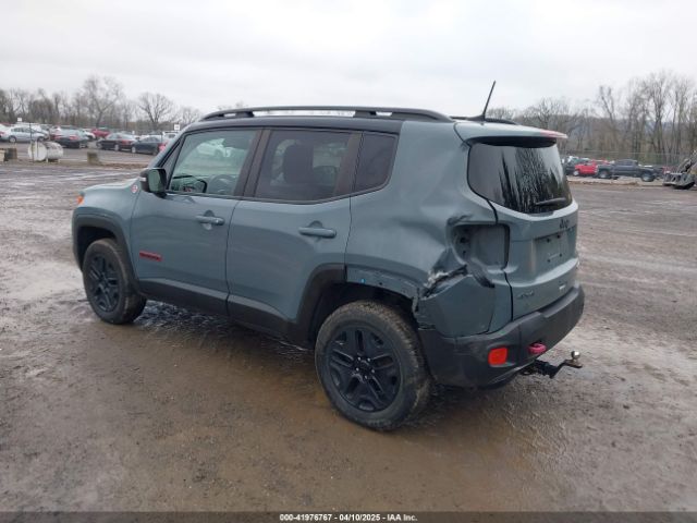 ZACCJBCB4JPH63797 Jeep Renegade Trailhawk 4x4