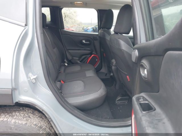 ZACCJBCB4JPH63797 Jeep Renegade Trailhawk 4x4