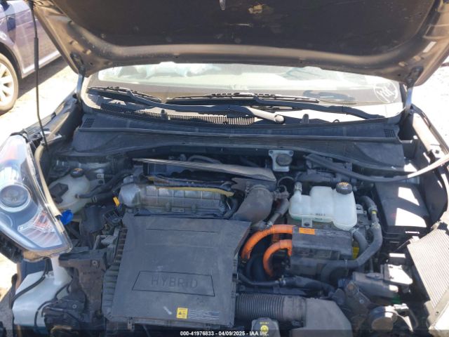KNDCB3LC0H5041371 KIA NIRO LX