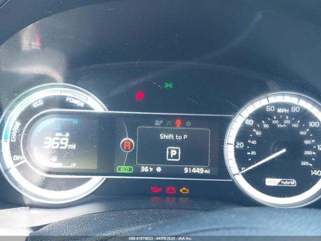 KNDCB3LC0H5041371 KIA NIRO LX
