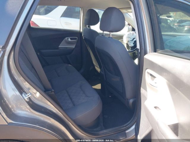 KNDCB3LC0H5041371 KIA NIRO LX
