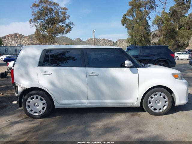 Scion XB 2015 JTLZE4FE3FJ080193 Image 14
