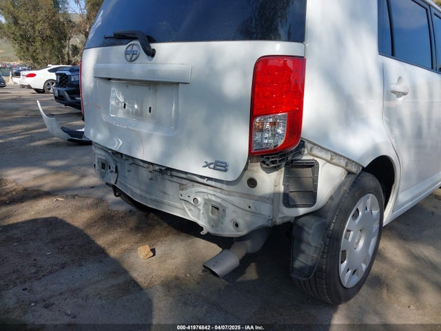 Scion XB 2015 JTLZE4FE3FJ080193 Image 6