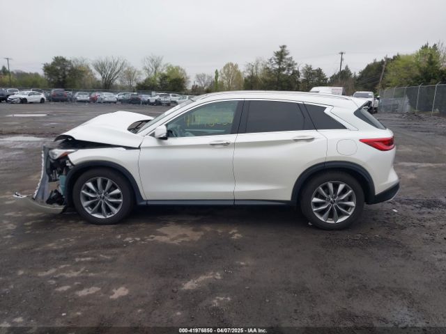 3PCAJ5M32KF136279 Infiniti Qx50 Luxe