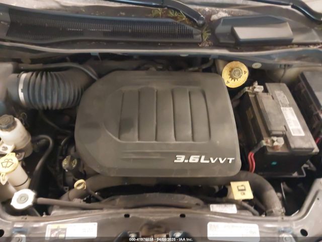 2C4RDGCG4HR858165 Dodge Grand Caravan Sxt