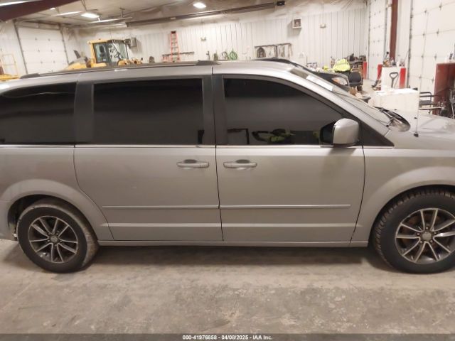 2C4RDGCG4HR858165 Dodge Grand Caravan Sxt