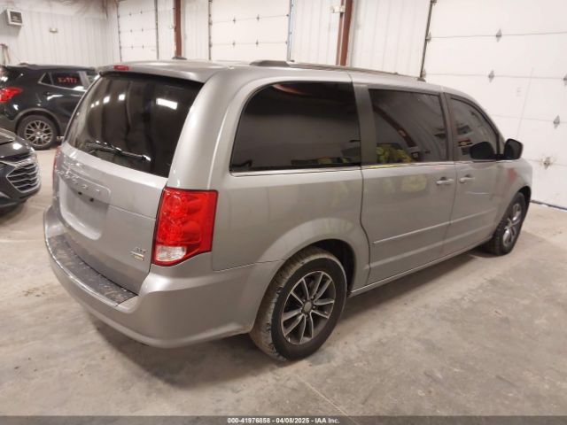 2C4RDGCG4HR858165 Dodge Grand Caravan Sxt
