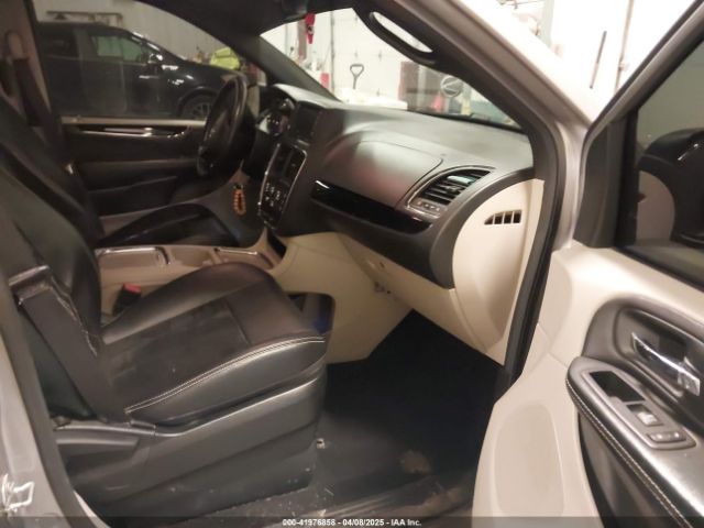 2C4RDGCG4HR858165 Dodge Grand Caravan Sxt