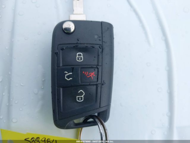 3VV0B7AXXJM051617 Volkswagen Tiguan 2.0t S