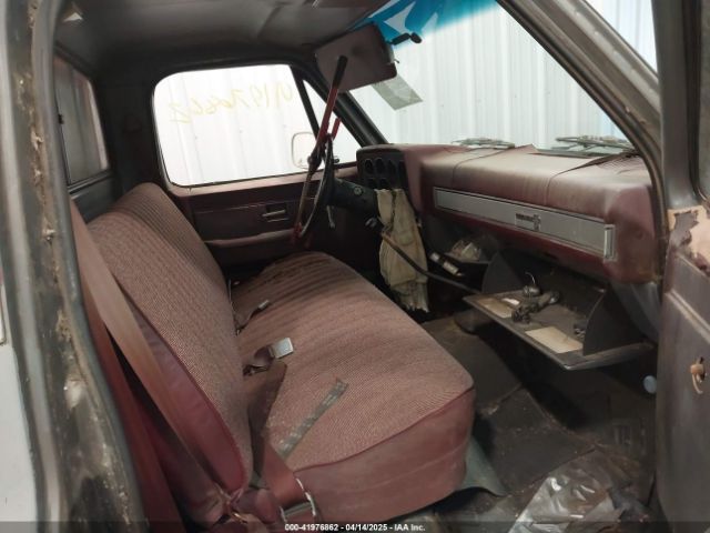1987 CHEVROLET R10 1GCDR14H6HJ102552 Photo 4