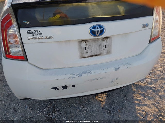 Toyota Prius Two 2014 JTDKN3DU1E1798521 Image 17