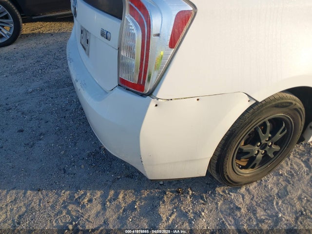 Toyota Prius Two 2014 JTDKN3DU1E1798521 Image 18