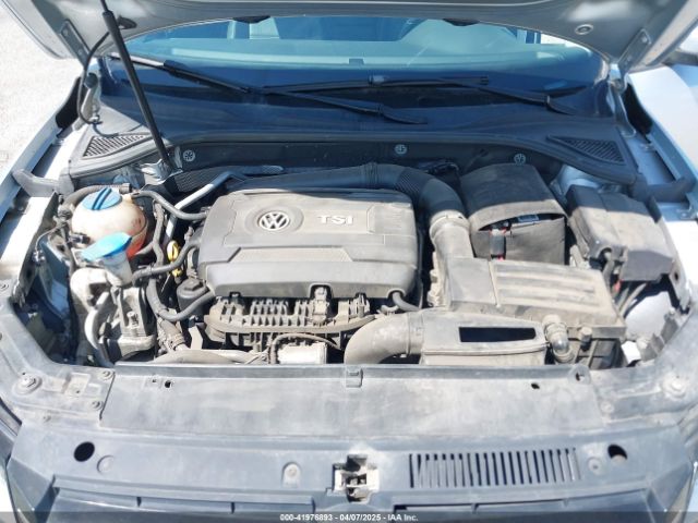1VWAT7A32FC077700 Volkswagen Passat 1.8t Wolfsburg Edition