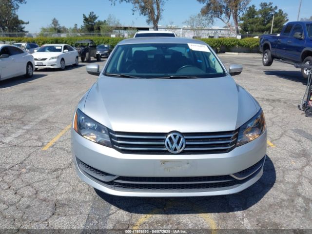 1VWAT7A32FC077700 Volkswagen Passat 1.8t Wolfsburg Edition