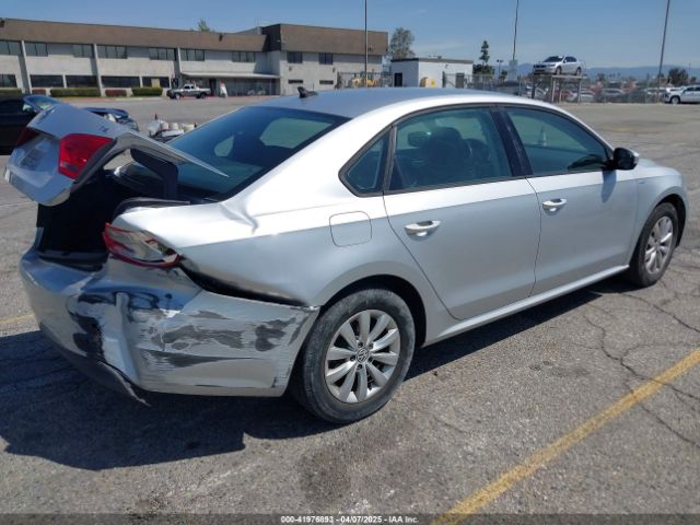 1VWAT7A32FC077700 Volkswagen Passat 1.8t Wolfsburg Edition