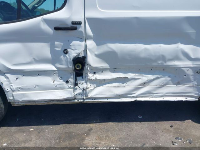 1FTNE1YM1FKB32377 Ford Transit-150