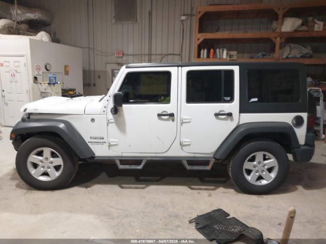 1C4BJWDG0HL596799 Jeep Wrangler Unlimited Sport 4x4
