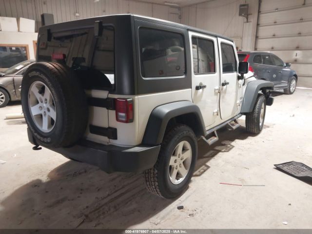 1C4BJWDG0HL596799 Jeep Wrangler Unlimited Sport 4x4