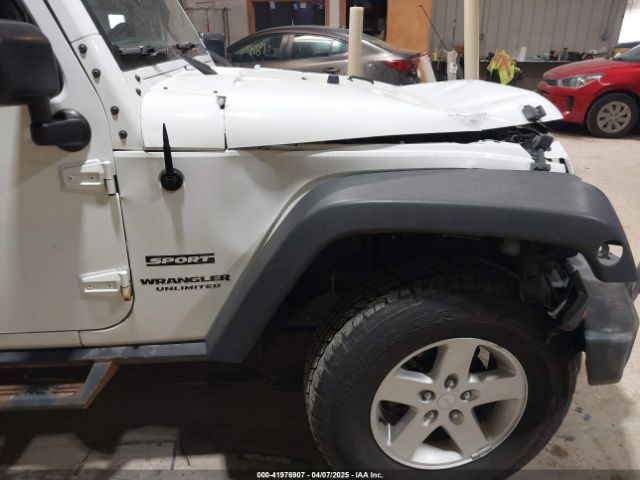 1C4BJWDG0HL596799 Jeep Wrangler Unlimited Sport 4x4