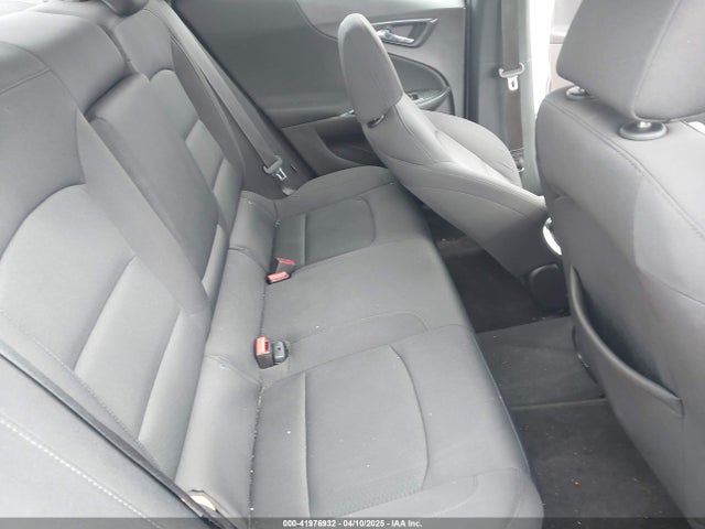 1G1ZE5ST3HF277806 Chevrolet MALIBU 1LT