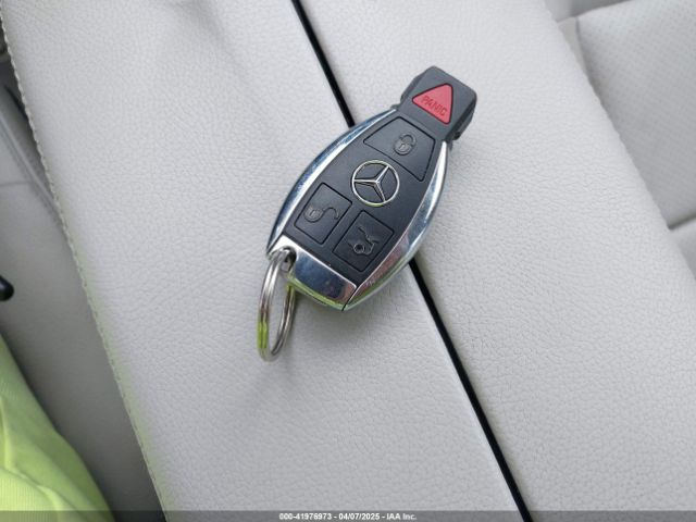 WDDHF5KB2EA812825 Mercedes-Benz E 350