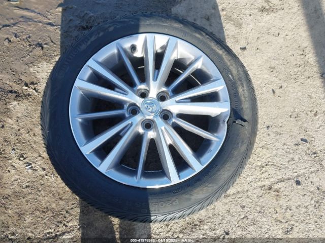 5YFBURHE5FP233372 Toyota Corolla Le Plus